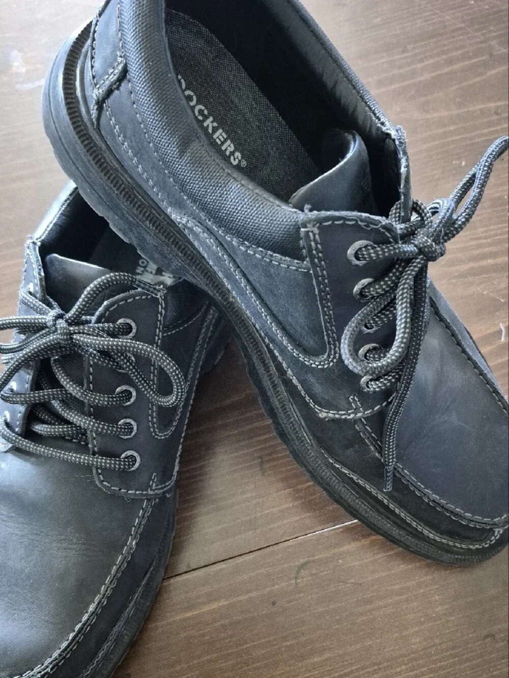 Dockers Men's Black Lace-Up Boat Shoes with Contrast Stitching